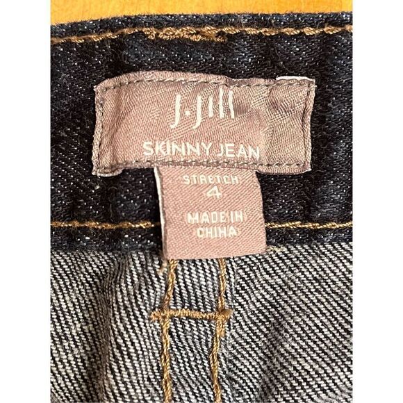J Jill skinny jeans, stretch size 4 mid rise dark wash (3407) - Picture 7 of 8